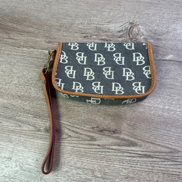 Dooney & Bourke Signature Wristlet - Picture 4 of 7